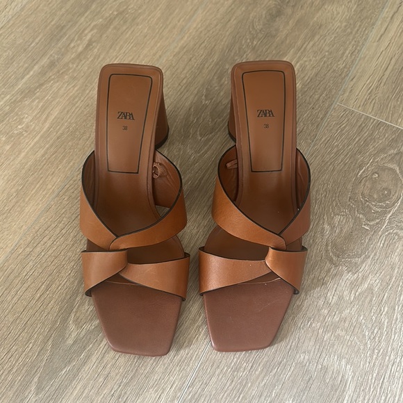 Zara heeled sandals - Picture 2 of 4